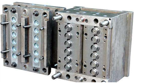 注塑模（mó）具保護保養（yǎng）要點解析（xī）_亚洲精品久久久无码（xiáng）模具