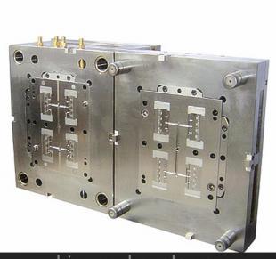 注（zhù）塑模具機操（cāo）作時的安全事項_深圳亚洲精品久久久无码（xiáng）模具（jù）