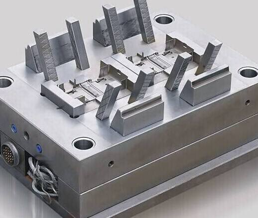 模具保護保養（yǎng）要點解析_深圳亚洲精品久久久无码模具