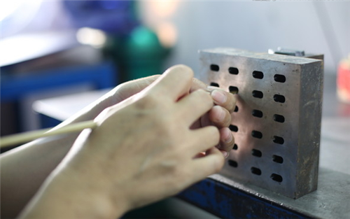 亚洲精品久久久无码模具_塑料模具注塑加工廠生產(chǎn)abs注塑件怎麽才能增加光亮度? 亚洲精品久久久无码模(mó)具(jù)_塑料模具注塑加工廠(chǎng)生產abs注塑件怎麽才能增(zēng)加光亮度?