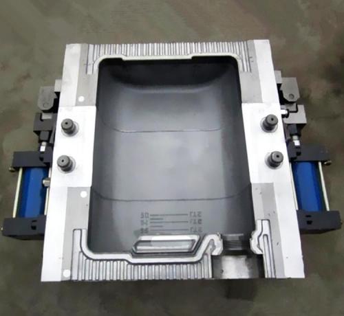 注塑模具製造過（guò）程中需要注意哪些問題_深圳亚洲精品久久久无码模具（jù）